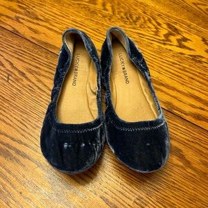 Lucky Brand Velvet Flats